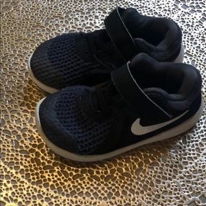 Nike shoes (toddler)